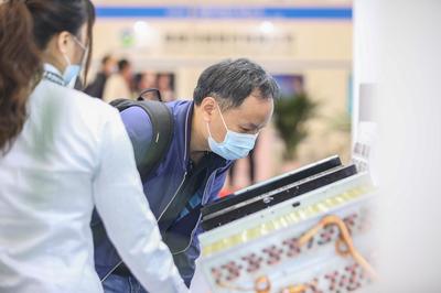 精準(zhǔn)控濕·安全可靠 百奧除濕機(jī)閃耀亮相2021中國(guó)制冷展